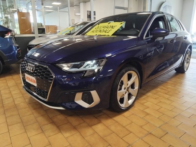 Audi A3 SPORTBACK 30 TFSI S tronic Business Advanced - foto 3 di 4