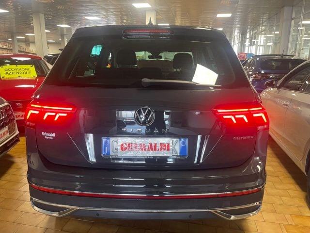 Volkswagen Tiguan 1.4 TSI eHYBRID DSG Elegance 18" MATRIX PLUG IN - foto 3 di 4