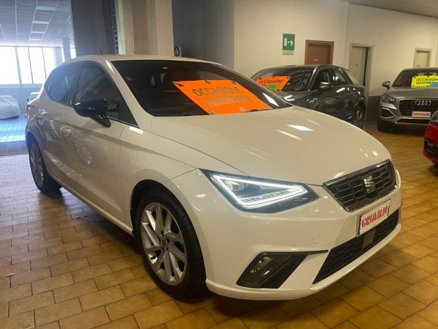 SEAT Ibiza 1.0 FR 17" PELLE/ALCANTARA, del 2022, 55.754 km, in vendita a Vigevano (PV)