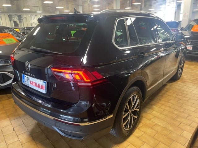 Volkswagen Tiguan 1.5 TSI ACT Life - foto 4 di 4