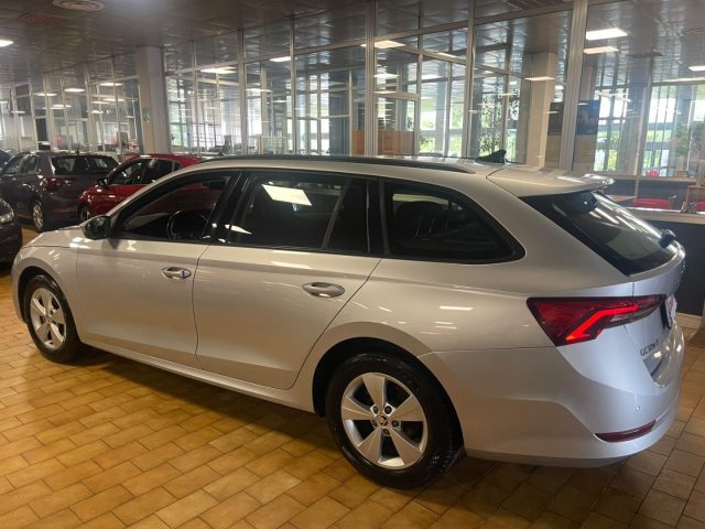 Skoda Octavia 1.0 TSI Wagon Executive NAVI LED C/GRIMALDI SP.DAY - foto 3 di 4