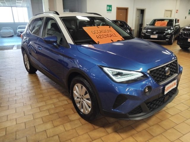 SEAT Arona 1.0 TGI Style, del 2022, 34.747 km, in vendita a Vigevano (PV)