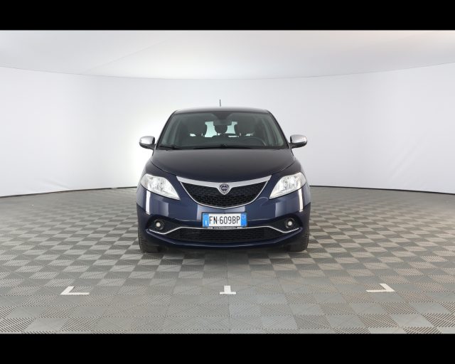 Lancia Ypsilon III 2015 - 1.3 mjt Platinum s&s 95cv my16 - foto 3 di 4
