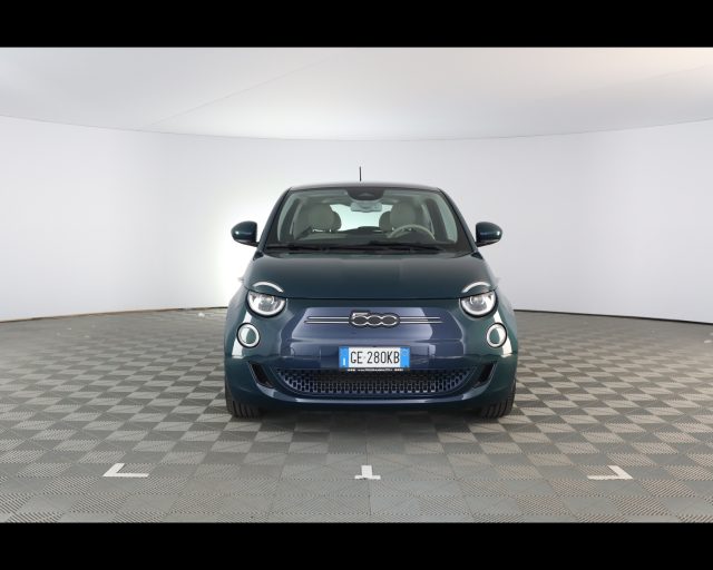 Fiat 500 IV 2020 - e 42 kWh La Prima - foto 3 di 4
