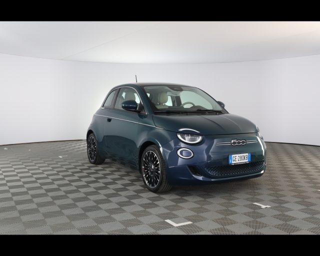 Fiat 500 IV 2020 - e 42 kWh La Prima - foto 4 di 4