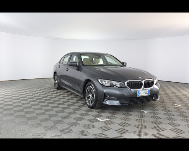 BMW 318 Serie 3 G20 2019 Berlina - d mhev 48V Luxury auto - foto 4 di 4