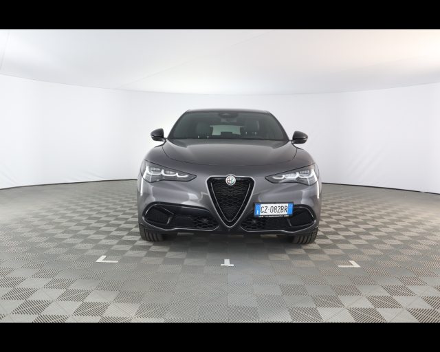 Alfa Romeo Stelvio 2023 - 2.2 t Veloce Q4 210cv auto - foto 3 di 4
