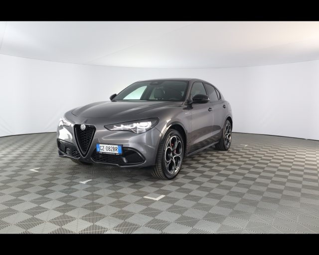 Alfa Romeo Stelvio 2023 - 2.2 t Veloce Q4 210cv auto - foto 2 di 4