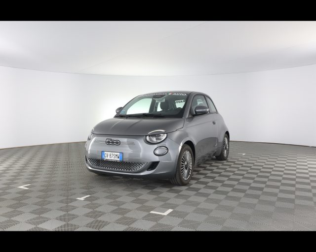 Fiat 500 Nuova HATCHBACK MY23-La Nuova - 320 Berlina - foto 2 di 4