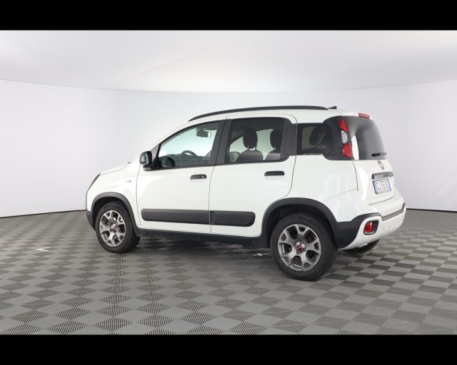 Fiat Panda 1.0 firefly hybrid City Cross s&s 70cv 5p.ti - foto 2 di 4
