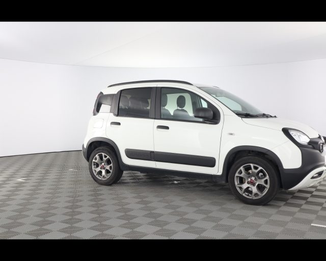 Fiat Panda 1.0 firefly hybrid City Cross s&s 70cv 5p.ti - foto 4 di 4