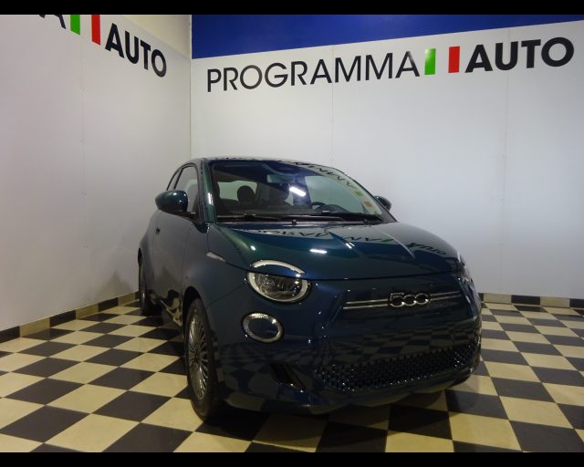 Fiat 500e 42 kWh Icon km 0 a PIACENZA