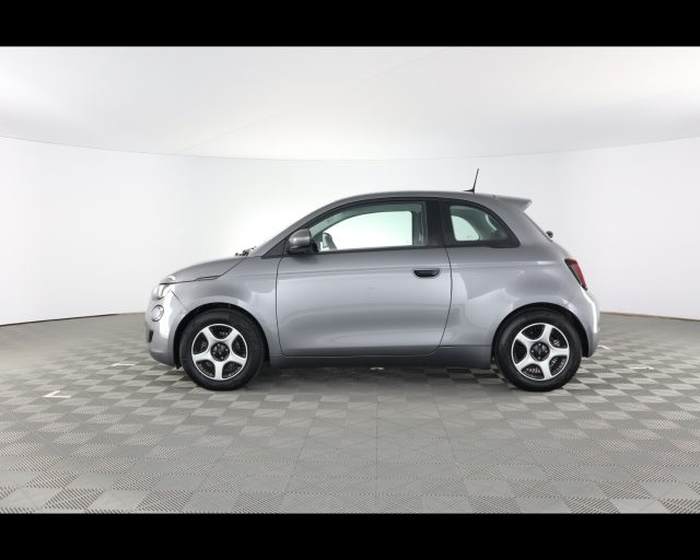 Fiat 500e 42 kWh Passion - foto 4 di 4