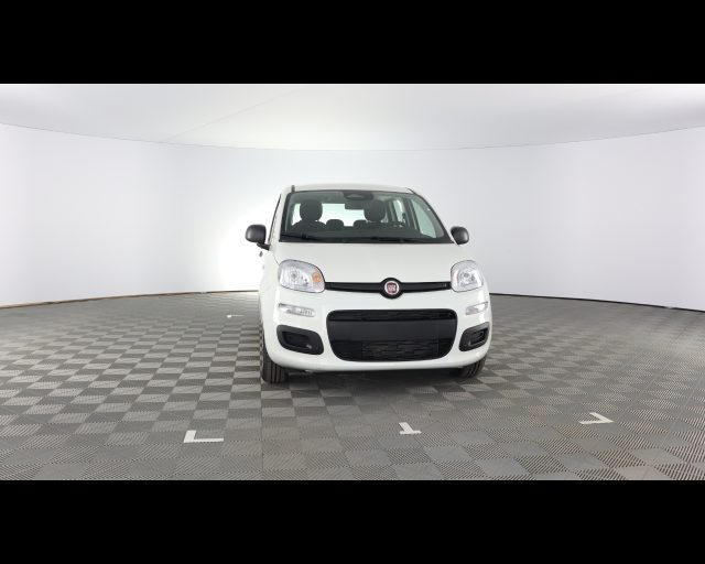 Fiat Panda 1.0 firefly hybrid Icon s&s 70cv - foto 4 di 4