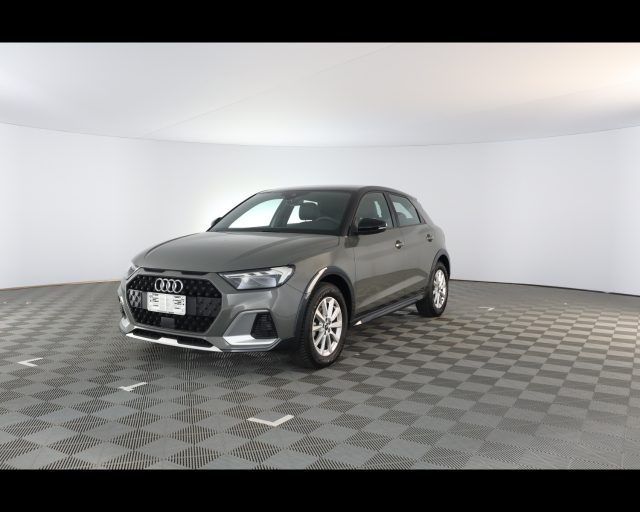 Audi A1 II 2019 Citycarver - Citycarver 25 1.0 tfsi 95cv - foto 2 di 4