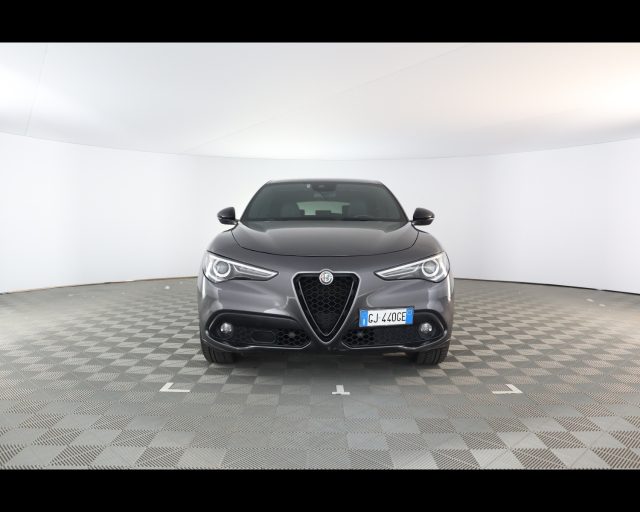 Alfa Romeo Stelvio 2020 - 2.2 t Veloce Q4 210cv auto - foto 3 di 4