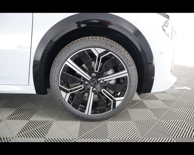 Lancia Ypsilon Nuova MHEV serie 1 Nuova LX 1.2 110cv Ibrida, in vendita a Piacenza (PC)