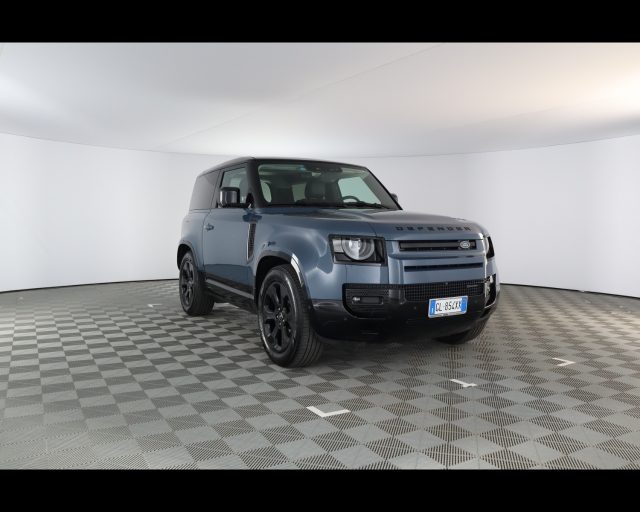 Land Rover Defender VII - 90 3.0d i6 mhev X-Dynamic S awd 200c - foto 4 di 4