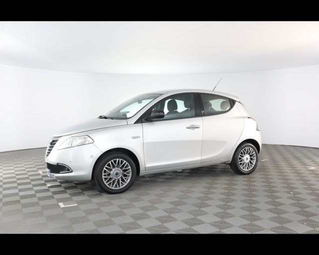 Lancia Ypsilon III 2011 - 0.9 t.air Platinum s&s 85cv dfn usato a PIACENZA