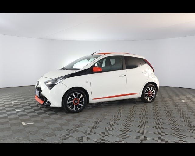 Toyota Aygo II - 5p 1.0 x-wave Orange 72cv usato a PIACENZA