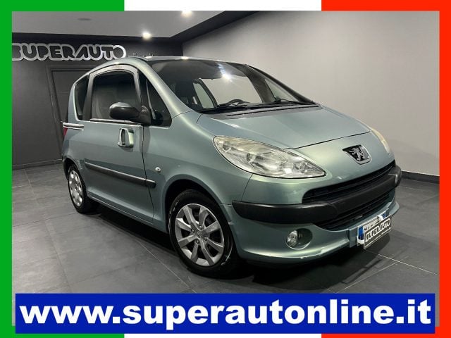Peugeot 1007 1.4 HDi Sporty, del 2008, 218.629 km, in vendita a Atena Lucana (SA)