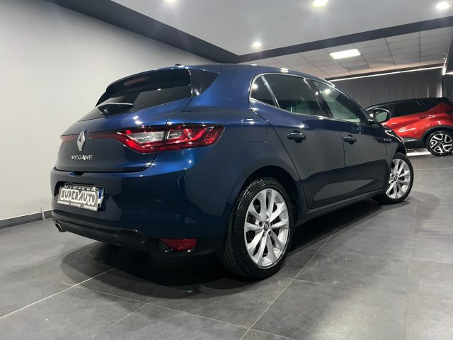 Renault Megane dCi 8V 110 CV EDC Energy Intens - foto 4 di 14