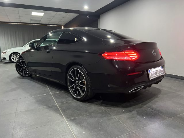 Mercedes-Benz C 220 d Auto 4Matic Coup� 194cv AMG - foto 3 di 4