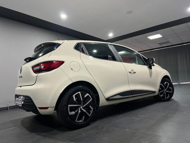 Renault Clio dCi 8V 75 CV Start&Stop 5 porte Energy Intens - foto 4 di 4