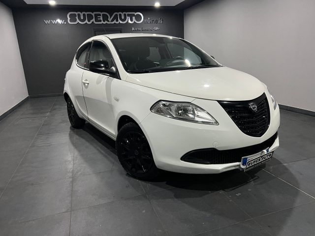 Lancia Ypsilon 1.3 MJT 16V 95 CV 5 posti S&S Elefantino - foto 3 di 4