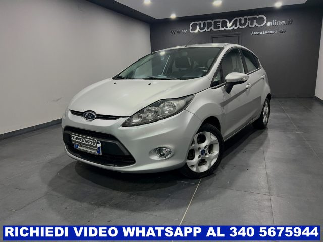 Ford Fiesta 1.4 TDCi 70CV 5 porte Titanium - foto 2 di 13