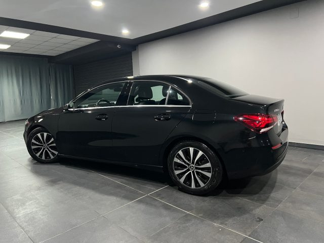 Mercedes-Benz A 180 d SEDAN Automatic Business - foto 4 di 4