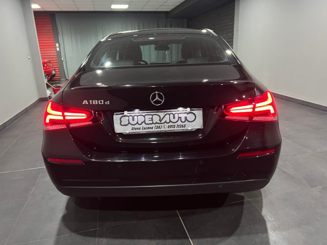 Mercedes-Benz A 180 d SEDAN Automatic Business usato a ATENA LUCANA