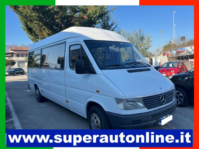 Mercedes-Benz Sprinter K40/35 312 TDI Kombi usato a ATENA LUCANA