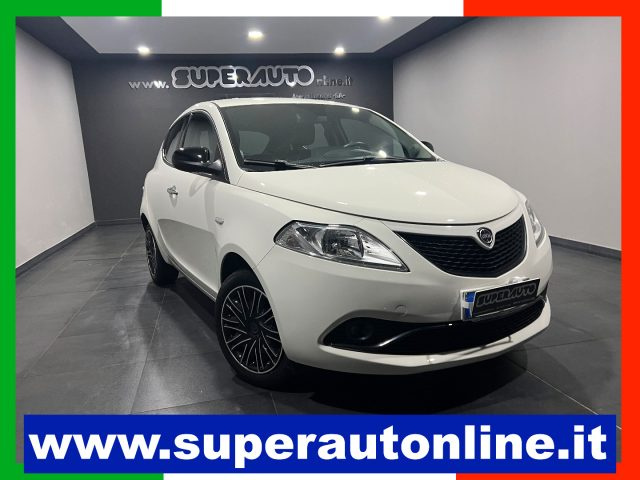 Lancia Ypsilon 1.0 FireFly 5 porte S&S Hybrid Ecochic Gold usato a ATENA LUCANA