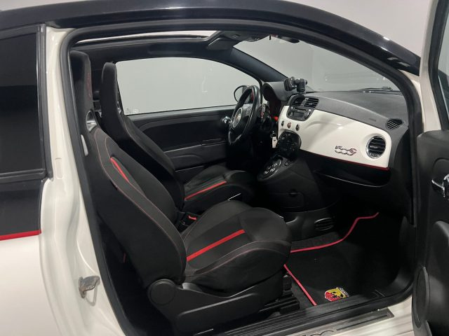 Abarth 500 C 1.4 Turbo T-Jet MTA Bicolore, del 2010, 116.765 km, in vendita a Atena Lucana (SA)