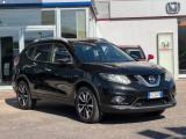 Nissan X-Trail 1.6 dCi 2WD Tekna - foto 3 di 4