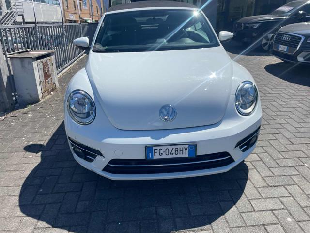 Volkswagen Maggiolino Cabrio 1.2 TSI Design BlueMotion Technology - foto 2 di 4