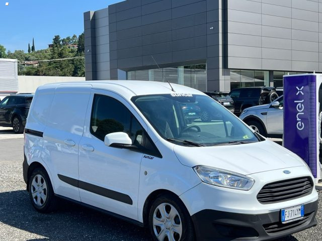Ford Transit Courier 1.5 TDCi 75CV Van Entry usato a MASSAROSA