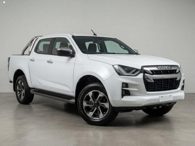 Isuzu D-Max N60 2.2 aut. Crew Cab Prestige nuovo a MASSAROSA