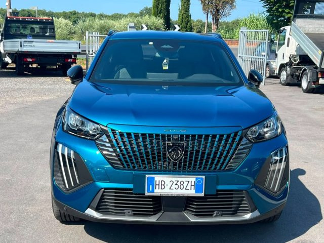 Peugeot 2008 Hybrid - foto 2 di 4