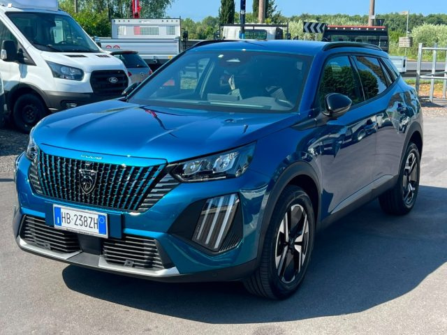 Peugeot 2008 Hybrid - foto 3 di 4