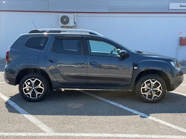 Dacia Duster 1.0 TCe 100 CV ECO-G 4x2 15th Anniversary - foto 3 di 4