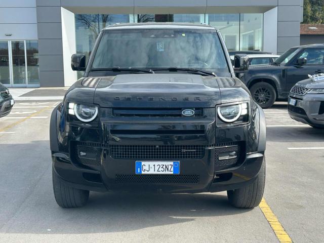 Land Rover Defender 110 3.0D I6 200 CV AWD Auto X-Dynamic S - foto 3 di 4