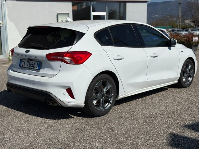 Ford Focus 1.0 EcoBoost 125 CV 5p. ST-Line - foto 4 di 4