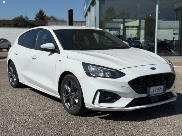 Ford Focus 1.0 EcoBoost 125 CV 5p. ST-Line - foto 3 di 4