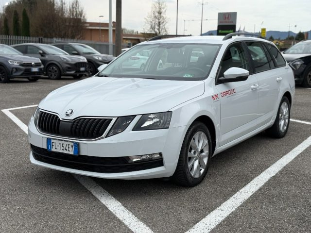 Skoda Octavia 1.6 TDI CR 115 CV Wagon Executive AUTOCARRO - foto 2 di 4
