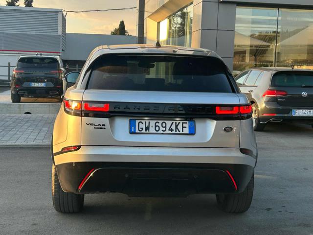 Land Rover Range Rover Velar 2.0D I4 240 CV R-Dynamic, del 2019, 113.712 km, in vendita a Massarosa (LU)