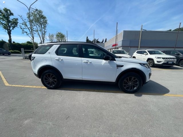 Land Rover Discovery Sport 2.0 TD4 150 CV 4WD - foto 3 di 4
