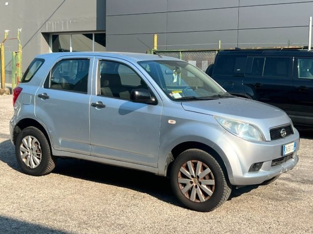 Daihatsu Terios 1.3 4WD - foto 2 di 4