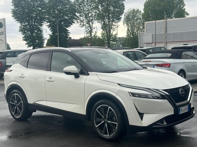 Nissan Qashqai MHEV 158 CV Xtronic N-Connecta, del 2023, 56.300 km, in vendita a Massarosa (LU)